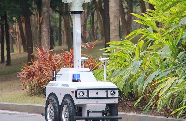 Patrolling security robot - manly