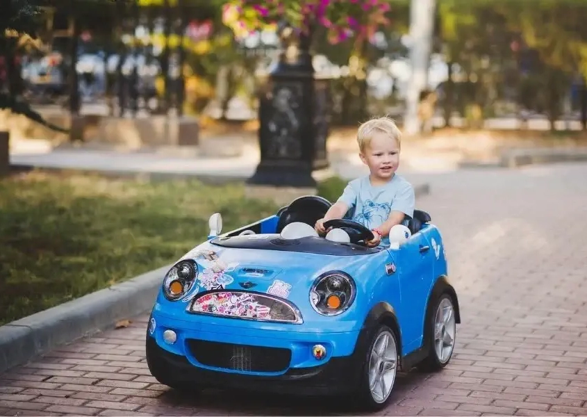 11 crucial factors to consider when selecting your kid's ride on car - manly's Ride On Car