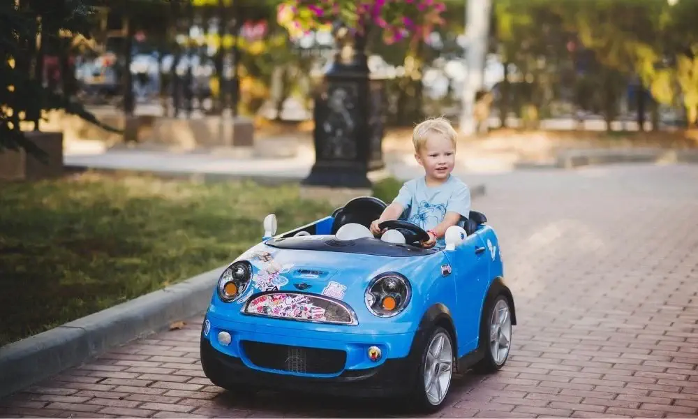 11 crucial factors to consider when selecting your kid's ride on car - manly