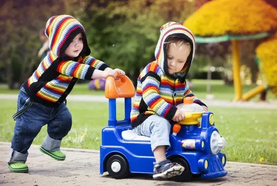 11 Crucial Factors to Consider When Selecting Your Kid's Ride On Car