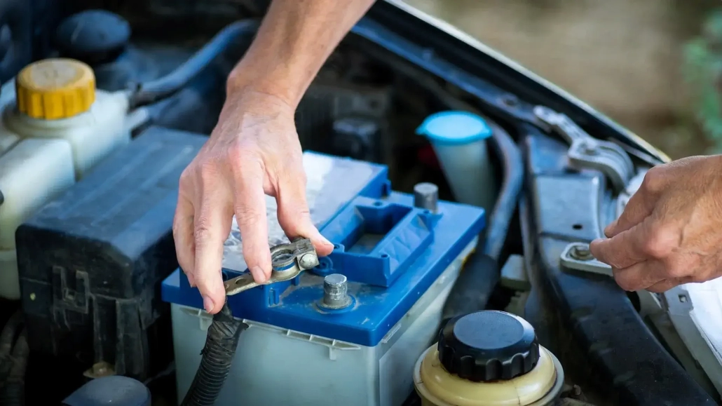 Marine battery vs car battery: pros & cons - manly - manly