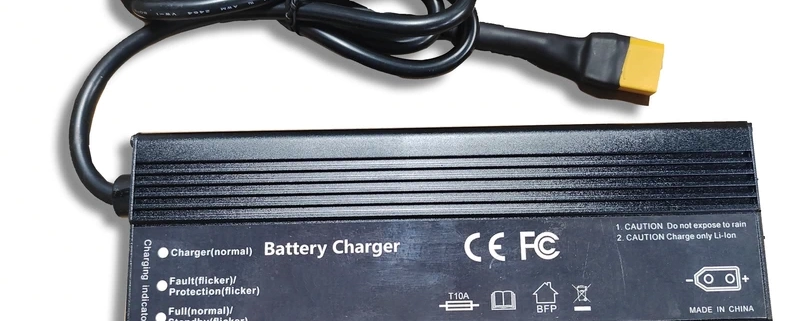 Lithium battery charger - manly