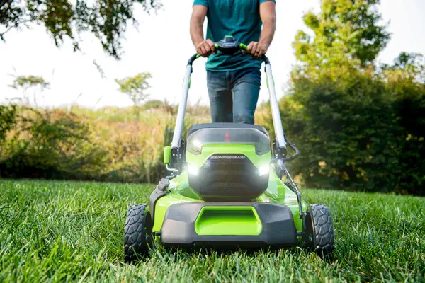 Lithium lawn mower battery - manly