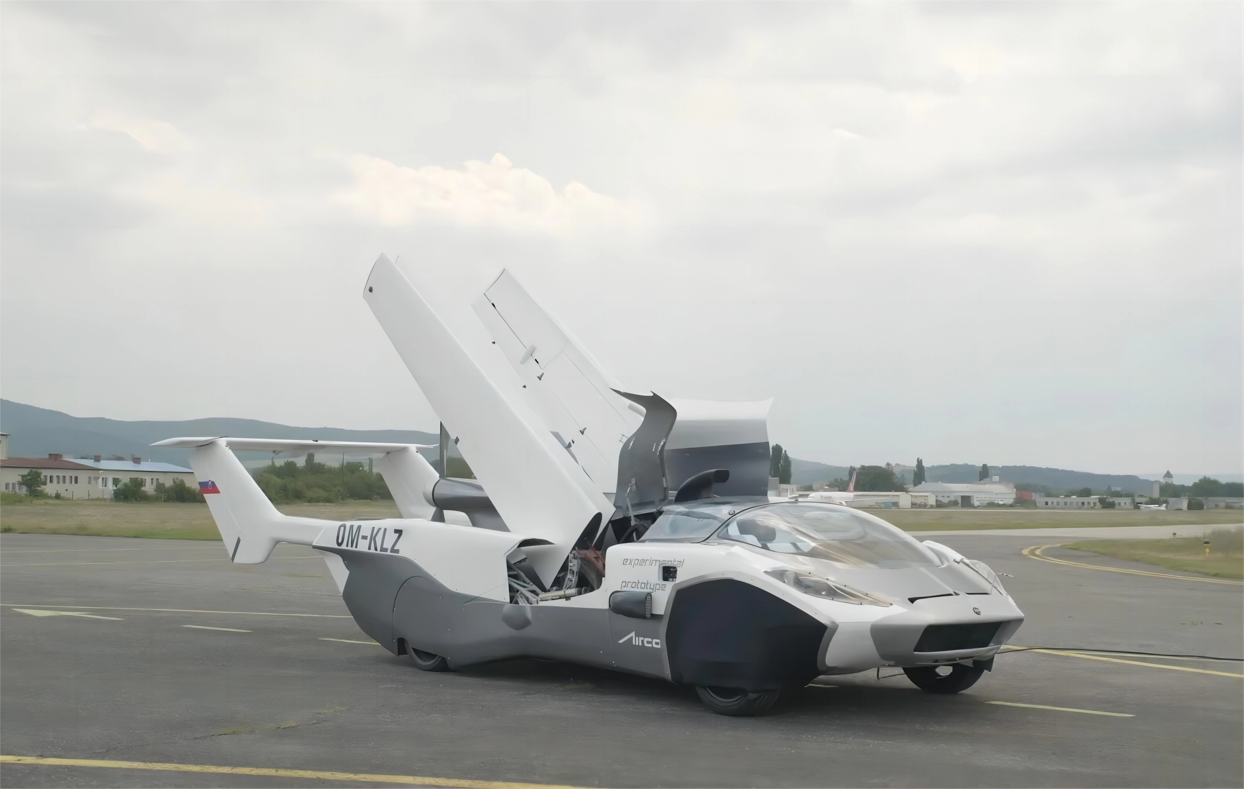 China_s-development-in-the-field-of-flying-cars-has-taken-a-leading-position-in-the-world- - manly